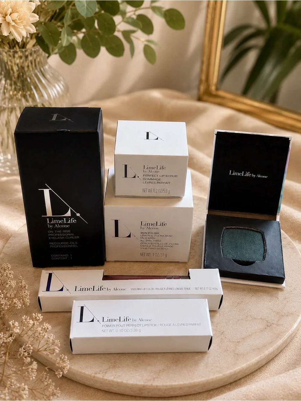 LimeLife by Alcone Cosmetic Set with Emerald Eyeshadow